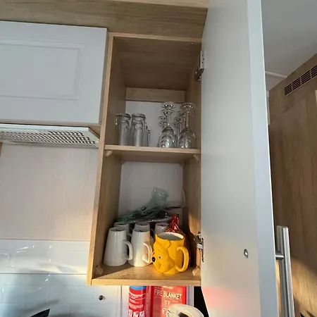 Luxury 3-bed Caravan With Decking & Free Parking Near Beaches - Primrose Valley בית אירוח פילי